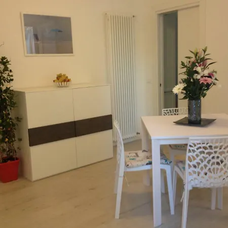 Via Cipro 16 * Venezia Lido